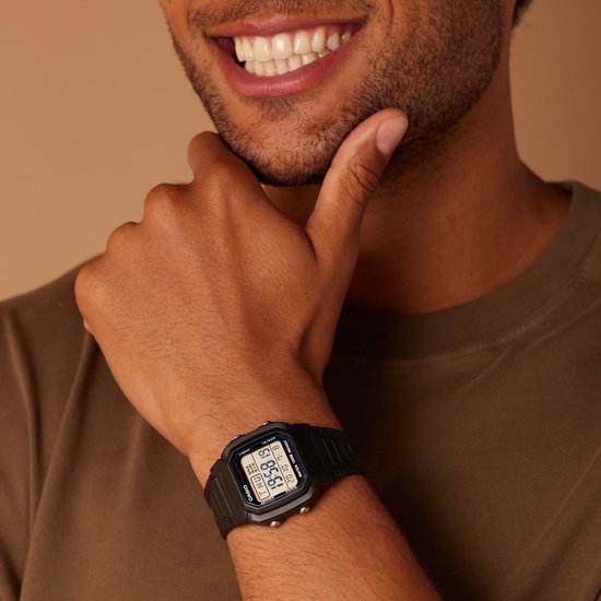 Casio Vintage Edgy W-800H-1AVES Herenhorloge 36,8 mm - Zwart