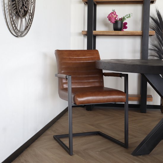 SET OFF: Chaise de salle à manger 4 pièces avec accoudoirs cognac Chaise de salle à manger design industriel Noor