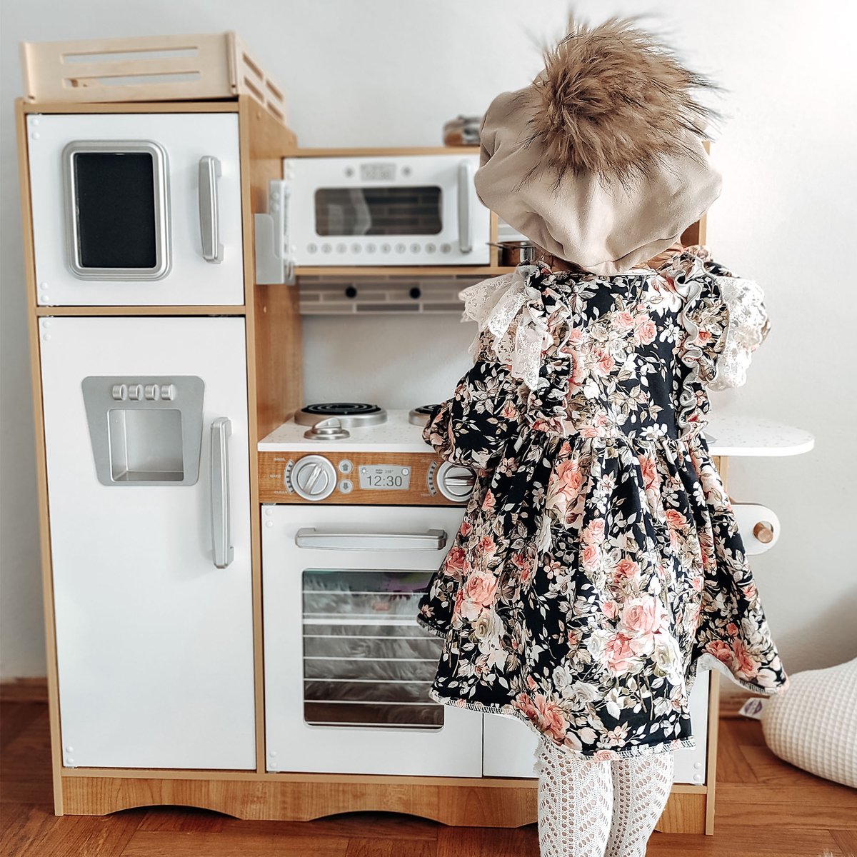 Mamabrum Houten Speelgoedkeuken XL - Kinderkeuken met accessoires - Speelgoed keuken incl pannenset, keukengerei, keukenschort, keukenset - Speelkeukentje voor kinderen vanaf 3 jaar — afbeelding 10