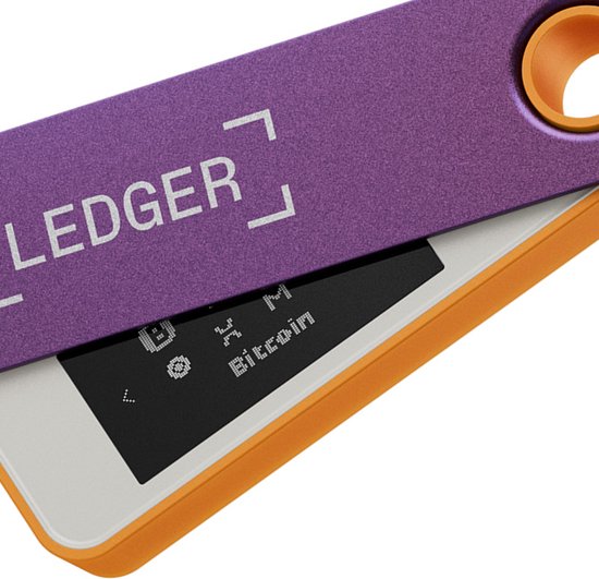 Ledger Nano S Plus - Hardware Wallet - het perfecte instapmodel voor het veilig beheren van al je crypto (Bitcoin) en NFT's - Retro Gaming - Ledger