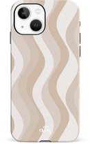 xoxo Wildhearts Minimal Nude - Single Layer - Hardcase geschikt voor iPhone 14 Plus hoesje - Siliconen hoesje iPhone met golven print - Cover geschikt voor iPhone 14 Plus beschermhoes - wit / beige / bruin