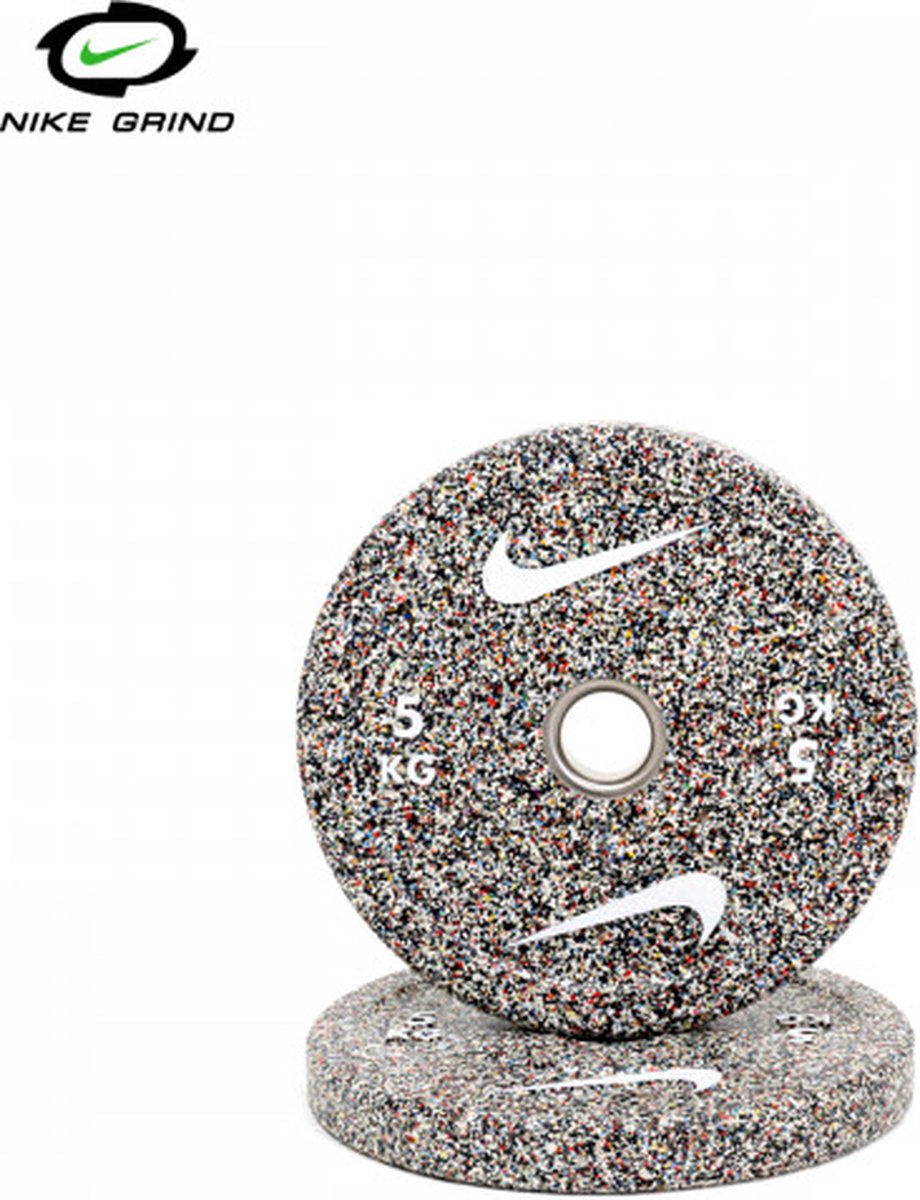 Nike Strength Rubber Bumper Plates (Grind) - Paar 5 kg