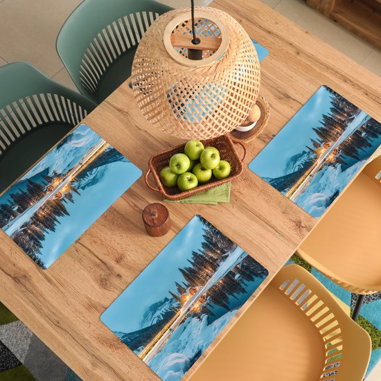 Sets de table - 6 pièces - 45x30 cm - Set de table en plastique - Paysage d'hiver - Nature - Maison - Montagnes - Neige - Dessous de plat - Décoration de table - Accessoires de décoration de table de cuisine