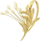 Behave® Broche bloem goud kleur met zoetwater parels 6 cm
