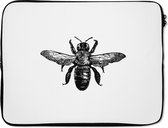 Laptophoes 17 inch - Bij - Insect - Vintage - Zwart wit - Laptop sleeve - Binnenmaat 42,5x30 cm - Zwarte achterkant