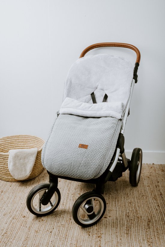 Baby's Only Voetenzak buggy - Buggyzak Robust - Antraciet - Geschikt voor 3-puntsgordel van Baby's Only — afbeelding 4