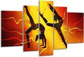 Glasschilderij Dansen - Oranje, Rood, Geel - 170x100cm 5Luik - Foto Op Glas - Geen Acrylglas Schilderij - 6000+ Glasschilderijen Collectie - Wanddecoratie