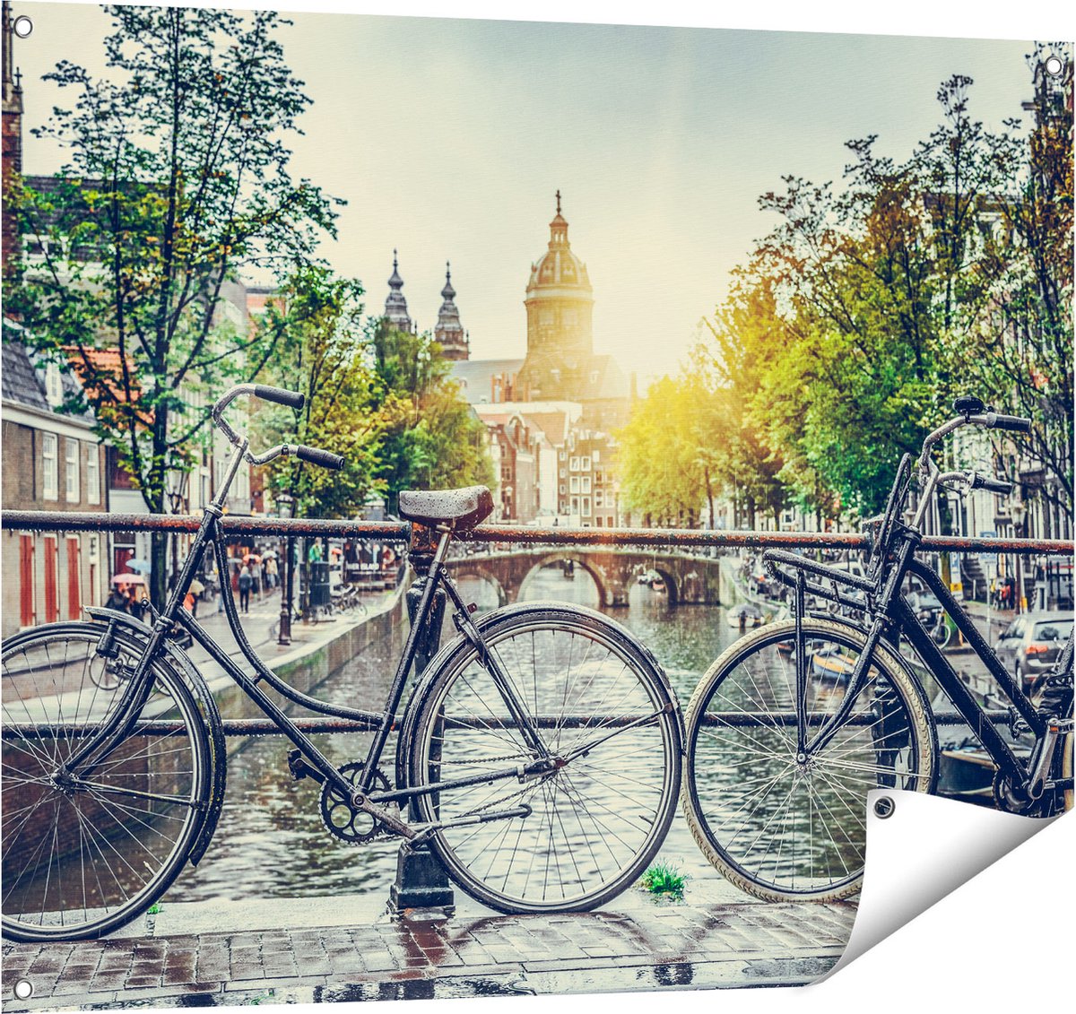 Gards Tuinposter Amsterdamse Brug bij een Gracht met Zonsondergang - 100x80 cm - Tuindoek - Tuindecoratie - Wanddecoratie buiten - Tuinschilderij Multikleur