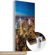 MuchoWow® Glasschilderij 20x40 cm - Schilderij acrylglas - New York - Kleuren - Nacht - Foto op glas - Schilderijen
