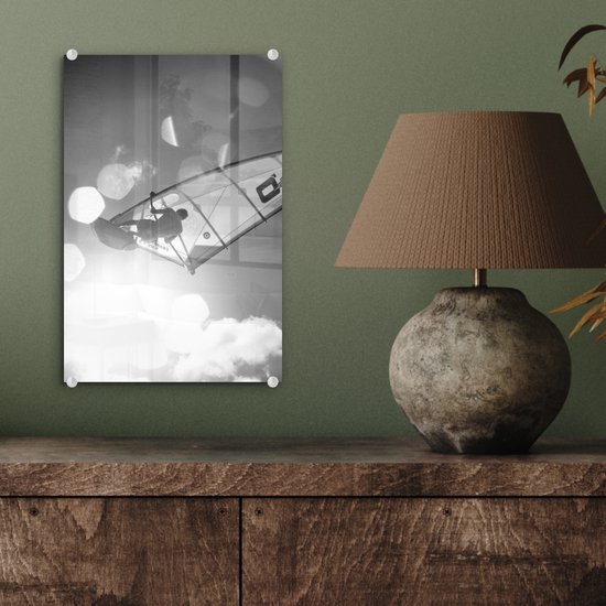 MuchoWow® Peinture sur verre 20x30 cm - Peinture sur verre acrylique - Une planche à voile fait un saut - noir et blanc - Photo sur verre - Peintures