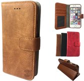 Suede look gevlamd bruin boekhoesje iPhone 6/6S met vakje voor pasjes geld en een fotovakje en polsbandje