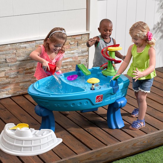 Step2 Fiesta Cruise Boot Watertafel - Met Deksel en 10 accessoires - Waterspeelgoed voor kind - Activiteitentafel met water voor de tuin / buiten - Step2
