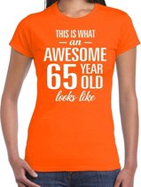 Awesome 65 year / 65 jaar cadeau t-shirt oranje dames L