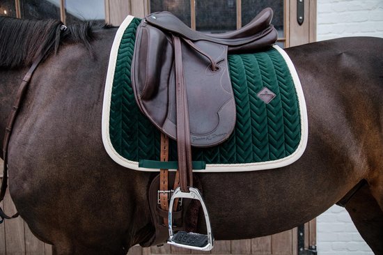 Tapis De Selle Velvet Élégant Vert Foncé – Idéal Saut D'Obstacles, Effet Velours Luxueux Avec Passepoil Double Torsion