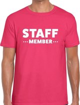 Staff member / personeel tekst t-shirt roze heren L