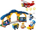 Bouwset met Tails' werkplaats in blauw en geel, rood Tornado-vliegtuig, Sonic, Tails en een Buzz Bomber.