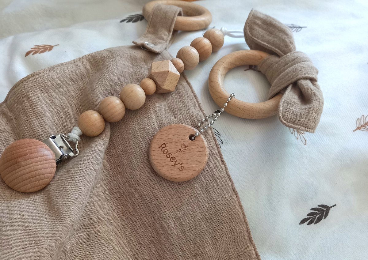 Rosey’s® Baby Giftset Taupe – Kraamcadeau Unisex – Bijtring, Speenkoord & Knuffeldoekje – Baby Cadeau Set 0 Jaar – Babyshower / Geboorte Geschenk – foto 2