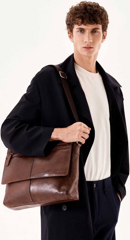 Grote herentas met brede riem