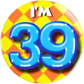Button 39 Jaar - Button met speld (55mm) - Leeftijd badge - 39 Jaar versiering - Accessoires - Rozet I'm 39 - Verjaardag jongen / meisje / man / vrouw - Button 39 Jaar