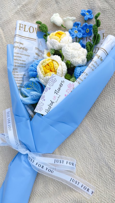 Gehaakte Bloemen - Bloemboeket - Kunstbloemen - Blauw - Wol - Duurzaam - Blijvende schoonheid - Handgemaakte Bloemen