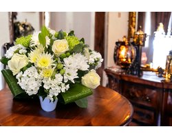 Beterschap bloemen boeket wit Blush