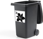 Autocollant conteneur Bij illustration - Une illustration en noir et blanc d'une abeille avec un lys