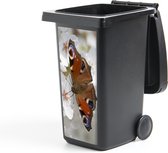 Container sticker Dagpauwoog vlinder op kersenbloesem - 44x98 cm - Kliko sticker