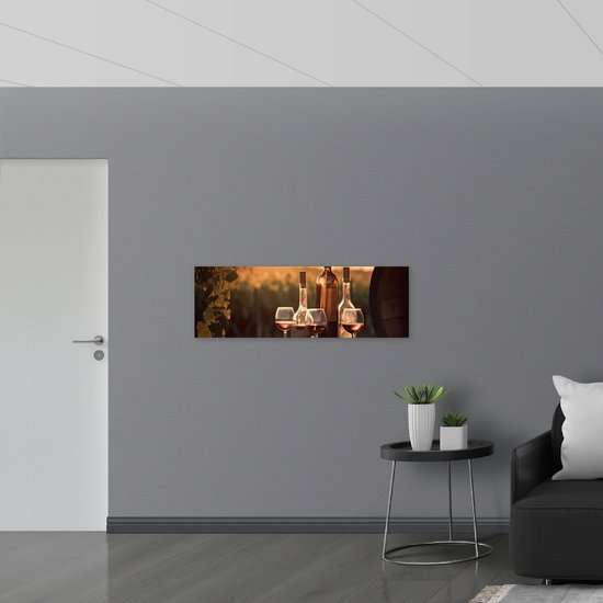 Muursticker - Wijnglazen en Flessen op Ton - 120x40 cm Foto op Muursticker
