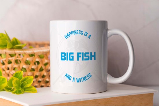 Mok Happiness is a big fish and a witness - Fish - Fishing - Gift - Cadeau - Time Job - i love fishing - Vis - Vissen - Ik Hou Van Vissen - Dad - Vader - Father