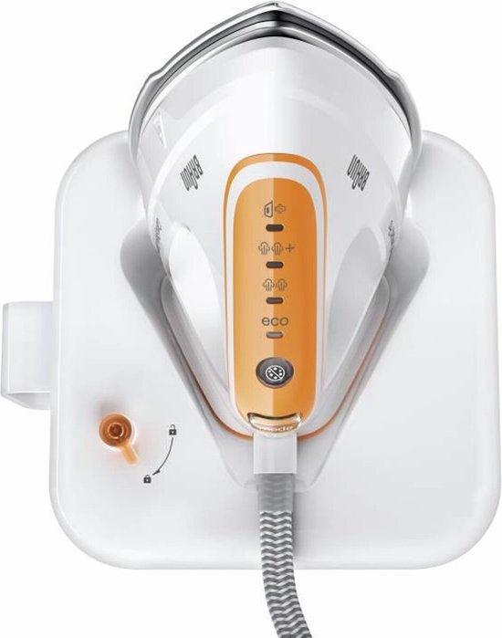 Witte en oranje Braun strijkijzer met basis, met eco-modus instelling.