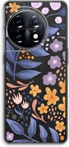 Case Company® - Hoesje geschikt voor OnePlus 11 hoesje - Flowers with blue leaves - Soft Cover Telefoonhoesje - Bescherming aan alle Kanten en Schermrand