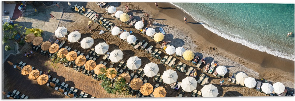 Acrylglas - Zee - Strand - Bedjes - Parasols - Water - Hout - Mensen - 90x30 cm Foto op Ac