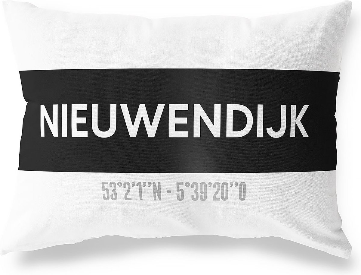 Tuinkussen NIEUWENDIJK - NOORD-BRABANT met coördinaten - Buitenkussen - Bootkussen - Weerbestendig - Jouw Plaats - Studio216 - Modern - Zwart-Wit - 50x30cm