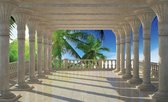 Fotobehang - Vlies Behang - 3D Uitzicht op de Tropische Palmbomen vanaf het Terras met Pilaren - 208 x 146 cm