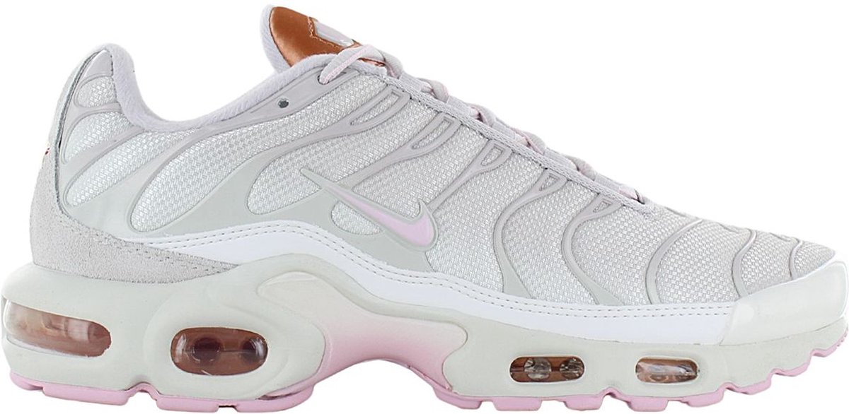 nike air max plus tn se pale pink