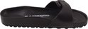 Zwarte Birkenstock slipper, close-up van de zijkant met merklogo en maten.