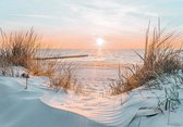 Fotobehang - Vlies Behang - Zonsondergang tussen de Duinen aan het Strand boven Zee - 312 x 219 cm