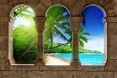 Fotobehang - Vlies Behang - Tropisch Strand, Palmbomen en Zee door de Pilaren 3D - 368 x 254 cm
