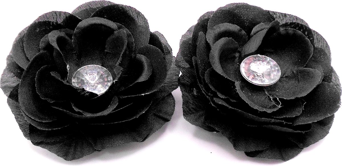 2 roosjes klein met duckklem zwart met diamant
