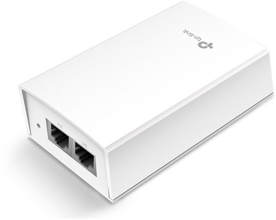 Witte TP-Link voedingsadapter met POE en LAN ethernetpoorten.