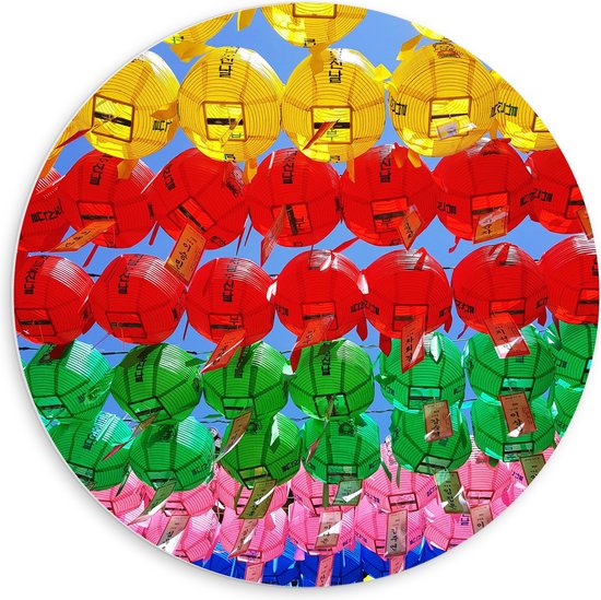 PVC Schuimplaat Muurcirkel - Lucht Vol met Gekleurde Chinese Lampionnen - 60x60 cm Foto op Muurcirkel (met ophangsysteem)
