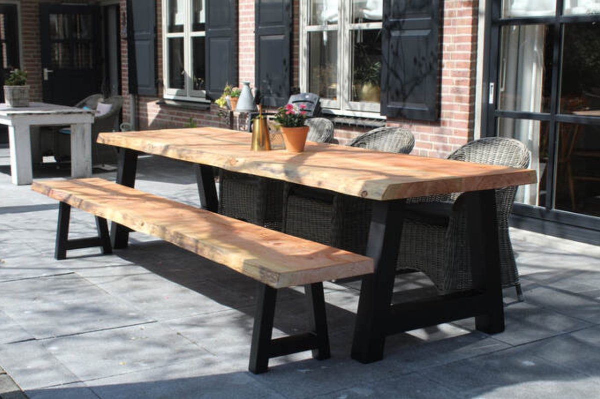 Boomstam Tuintafel Douglas 240 x 100 cm - Stalen A poten + Tijdelijk Gratis Onderhoudspakket - inclusief vakkundige montage