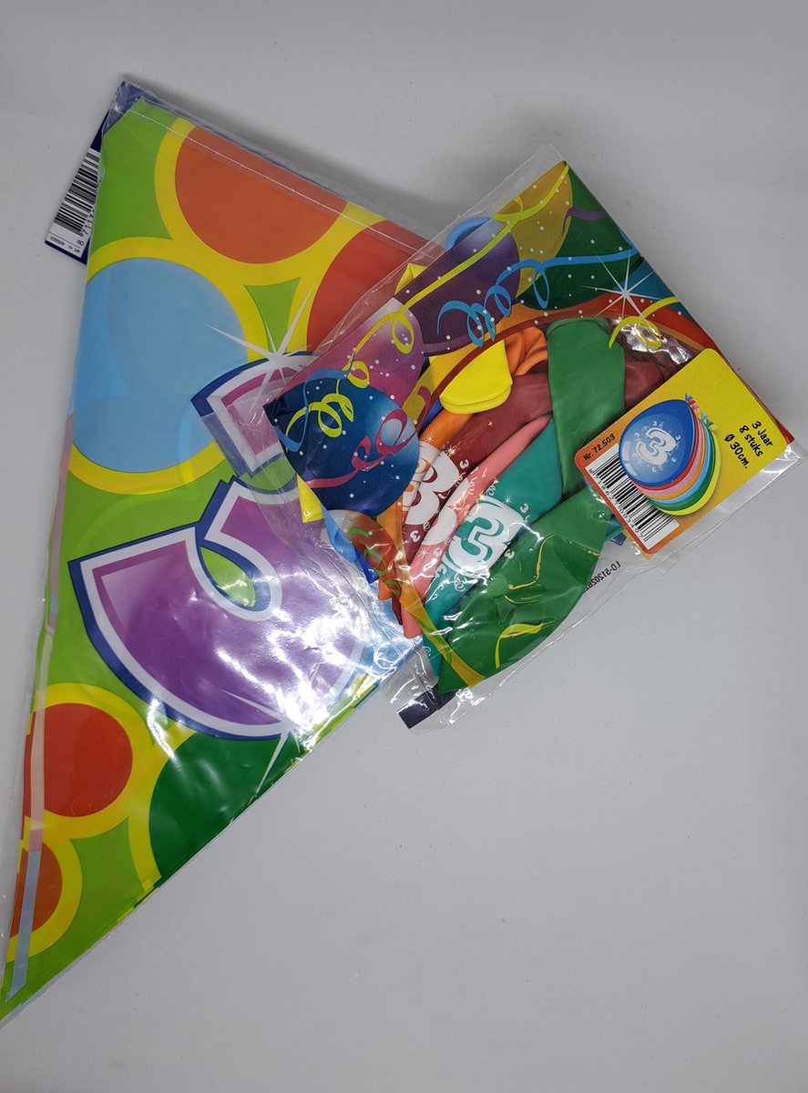 versierpakket 3 jaar vlaggenlijn en ballonnen voor leuk verjaardagsfeestje eerste jaa