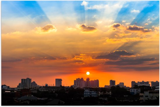 Poster Glanzend – Prachtige Zonsopkomst over de Gebouwen in de Stad - 60x40 cm Foto op Posterpapier met Glanzende Afwerking