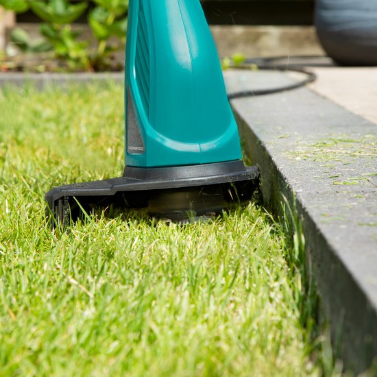 VONROC Grastrimmer 300W - Ø230mm maaidiameter - complete set met 2 extra draadspoelen van 4 meter- Tap and Go systeem van VONROC — afbeelding 5