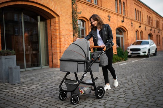 Lionelo Amber Kinderwagen 3 in 1 - Reiswieg + Buggy + Autostoel - Luchtbanden, Volledige Vering - Comfortabel baby matras - Snel Inklapbaar - Luiertas - Regenhoes - Muskietennet - Vanaf Geboorte tot 4 jaar (0-22 kg)