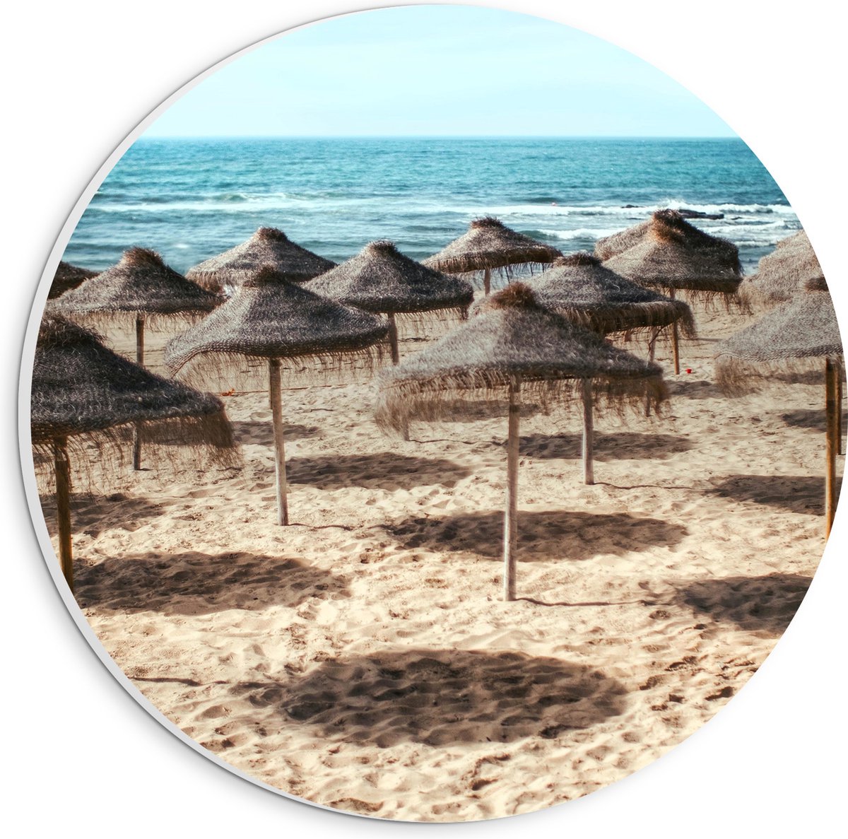 PVC Schuimplaat Muurcirkel - Zee - Strand - Zand - Parasols - 20x20 cm Foto op Muurcirkel (met ophangsysteem)