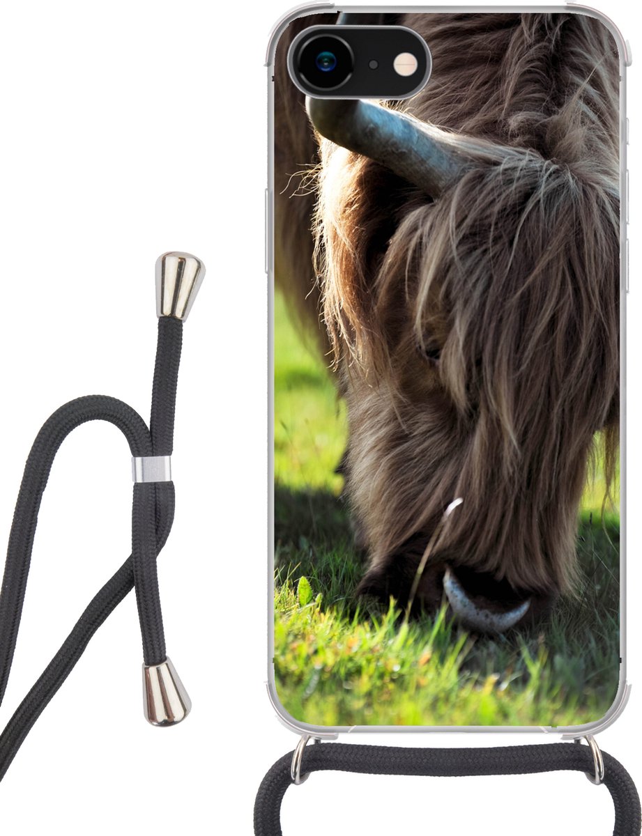 Telefoonhoesje Geschikt voor iPhone 7 - Schotse Hooglander - Hoorns - Zon - Siliconen - Crossbody - Backcover met Koord - Telefoonhoesje met koord - Hoesje met touw Telefoonhoesje