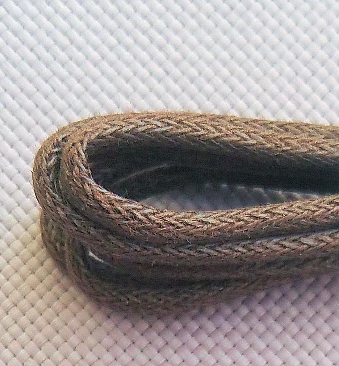 1 paar donkerbruine wax schoenveters 90cm donkerbruin dun rond Bergal 8809
