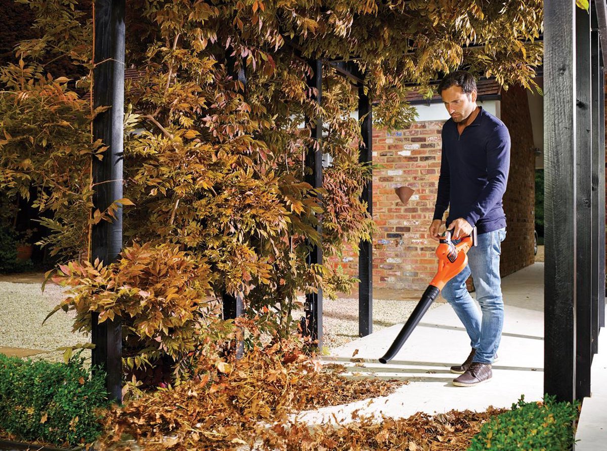 Black & Decker GWC1820PC-QW Accu Bladblazer 18 volt 2.0